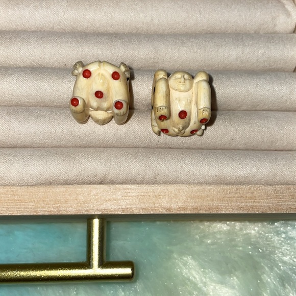 RARE Vintage 1900-1910.  Two carved ivory erotic dice. - Picture 9 of 12